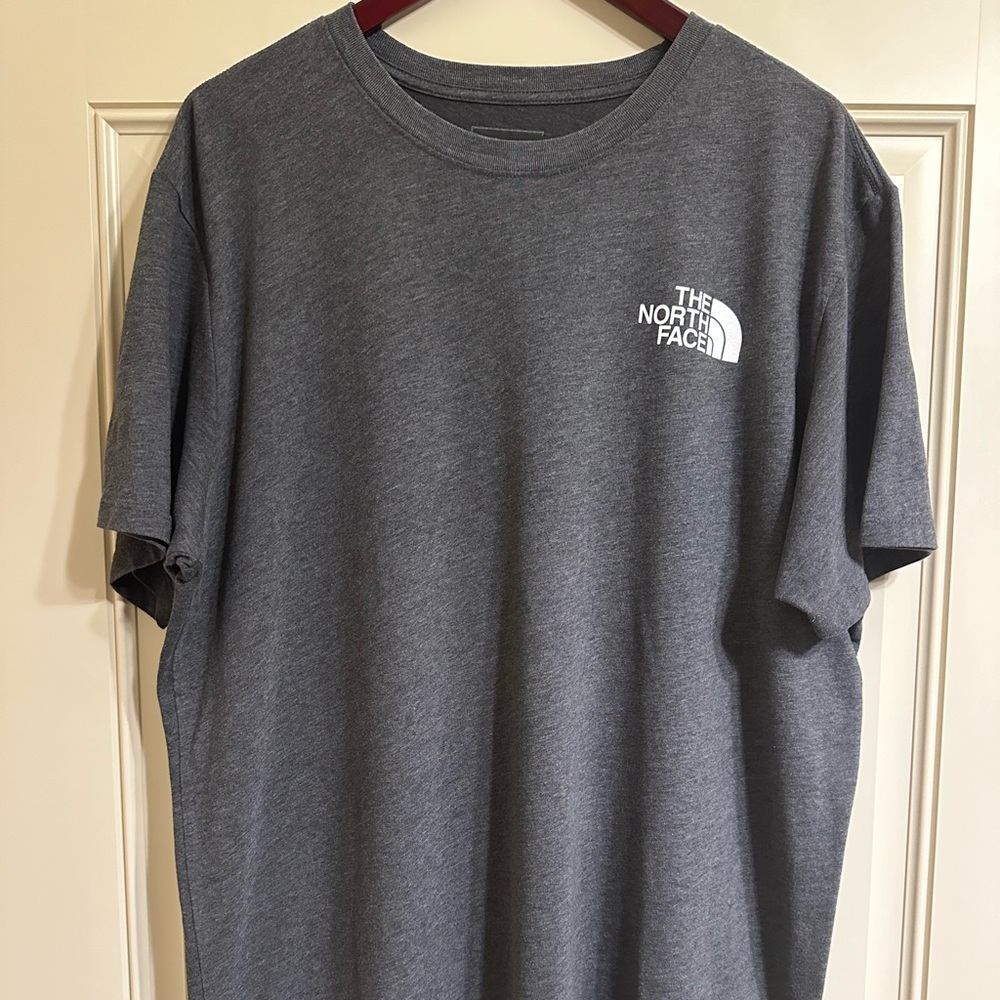 Men’s The North Face t-shirt XL